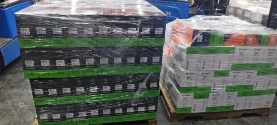 RTX 5090美国最低售价约5000美元，AI企业整托扫货致玩家加价购买