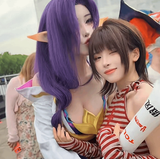 韩国Coser Yasal发布《英雄联盟》莫甘娜Cos视频，线下与兔娘合影引讨论