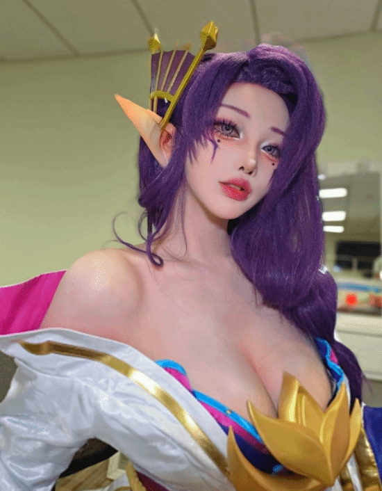 韩国Coser Yasal发布《英雄联盟》莫甘娜Cos视频，线下与兔娘合影引讨论