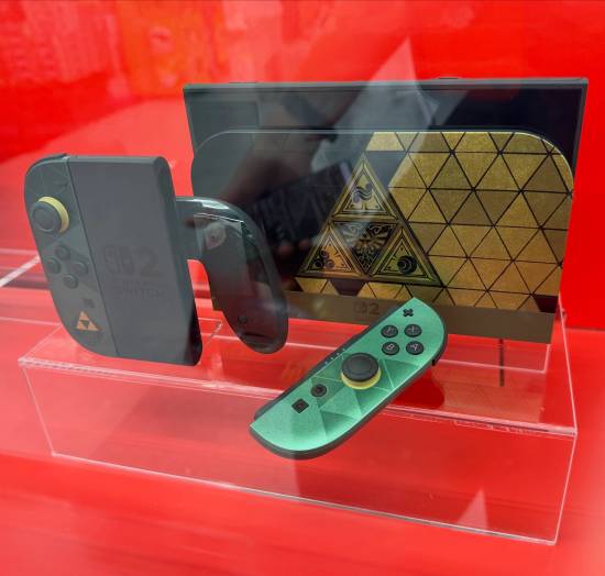 塞尔达传说40周年纪念版Switch 2实拍图曝光，博主与玩家评价不一
