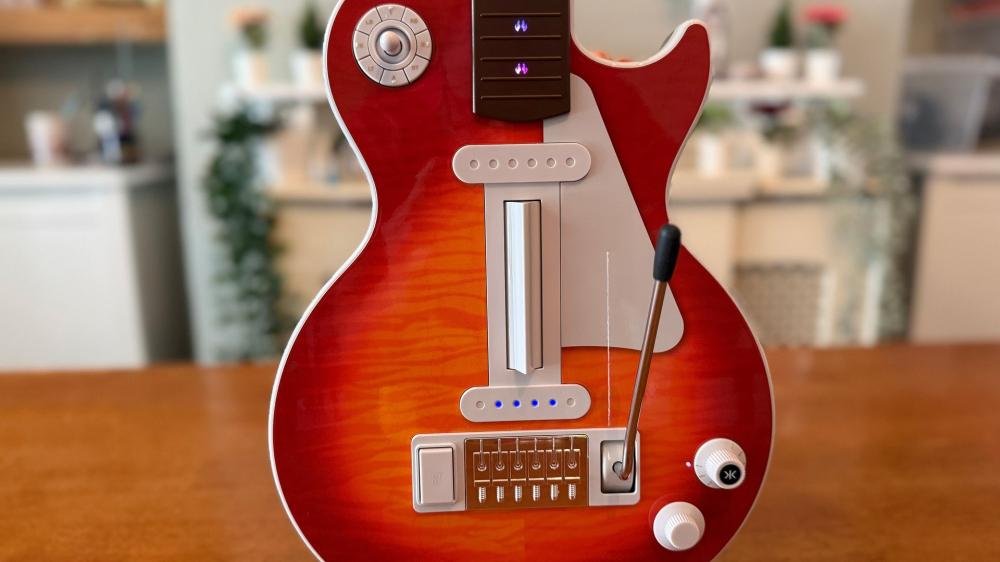 Woot 将 CRKD Gibson Les Paul 吉他控制器降至74.99美元，兼容《Stage Tour》