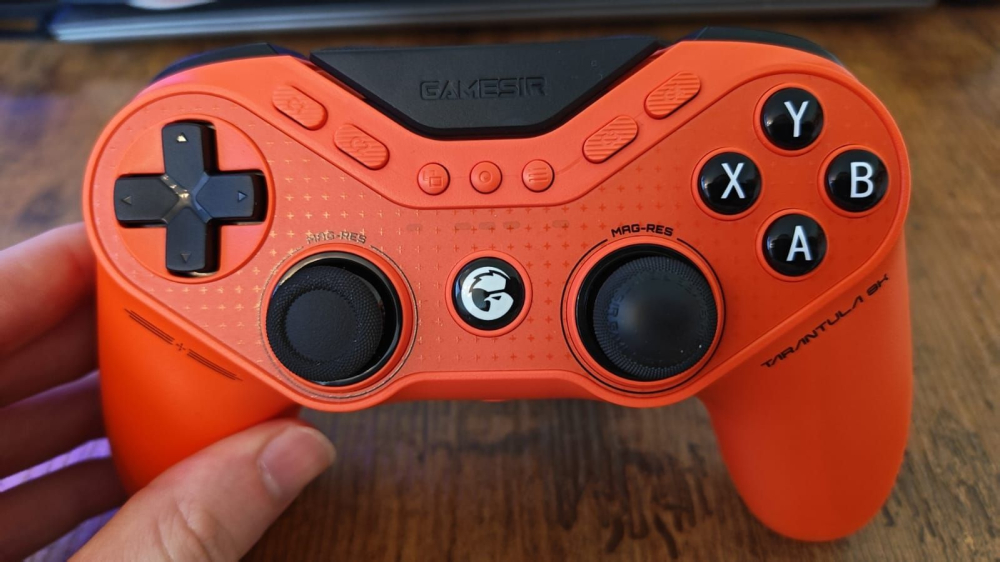 GameSir Tarantula 8K 评测：PC 版取消无线与震动，主打 8K 回报率竞技定位