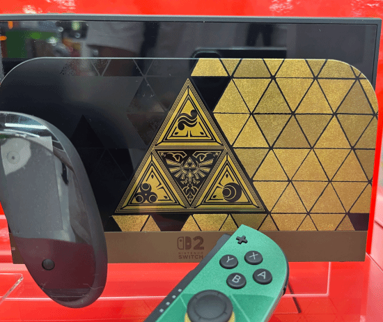 塞尔达传说40周年纪念版Switch 2限定主机实物曝光