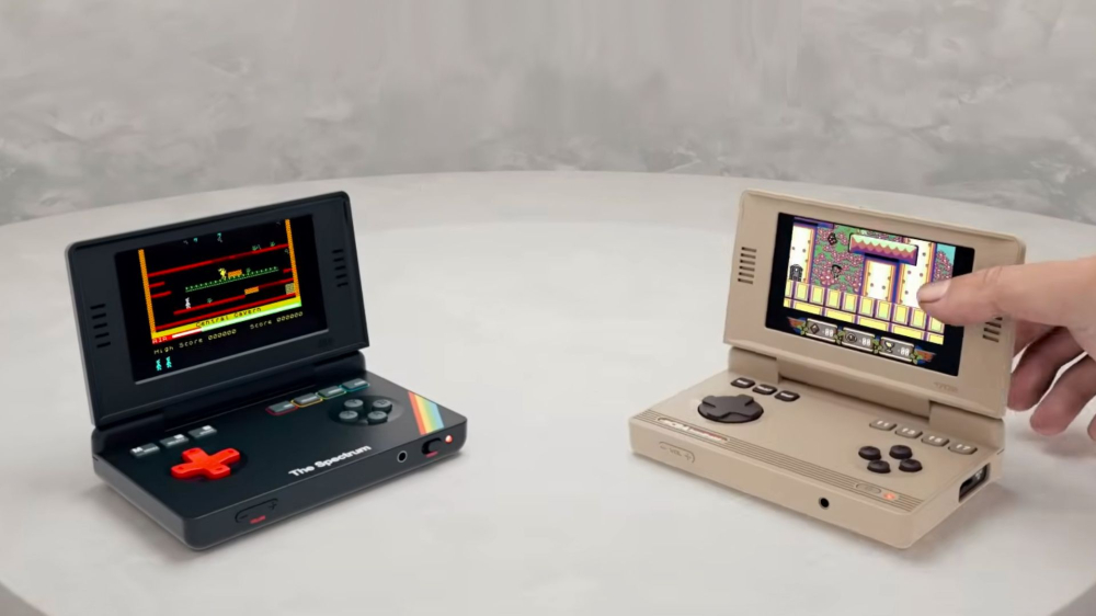 C64与ZX Spectrum掌机因质量问题延期六个月至2027年4月