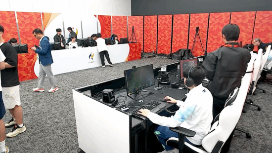 日本网友吐槽亚运会电竞场地简陋 称像普通会议室