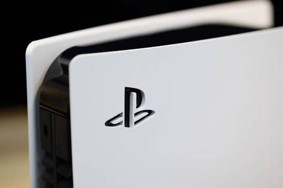 科技博主Moore's Law Is Dead称PS6前景陷入危机，引PlayStation社区讨论