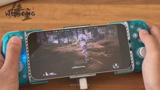 小米18 Pro Max玩《黑神话》实机 博主直呼震惊