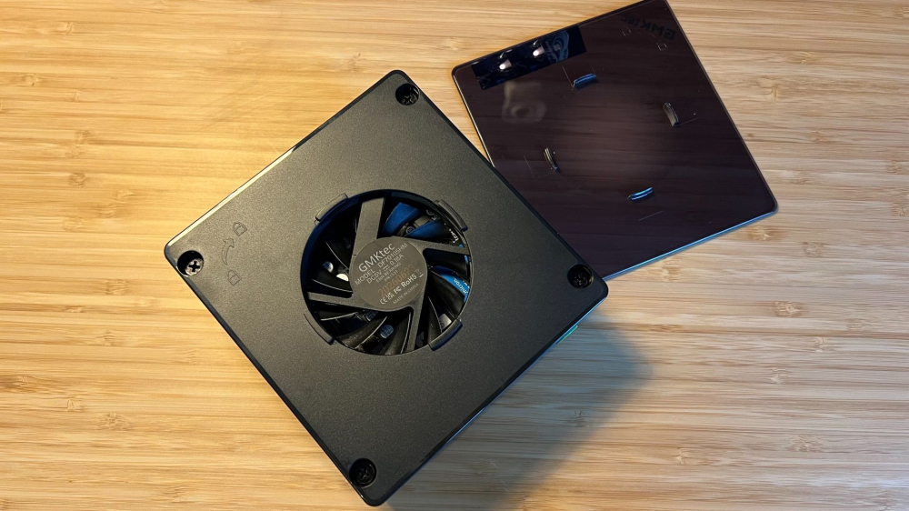 GMKTec K8 Plus迷你主机评测：32GB版售价升至750-950美元，保留Oculink接口