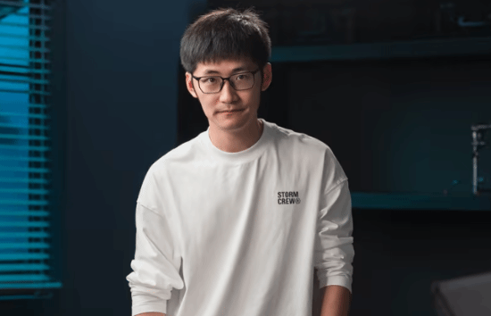 影视飓风参加MrBeast《使命召唤》十队DMZ对抗赛，奖金100万美元