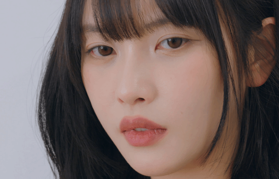 主播狂魔哥直播游玩《阿西，美女室友竟然...？2》因违规被超管中断并短暂封禁