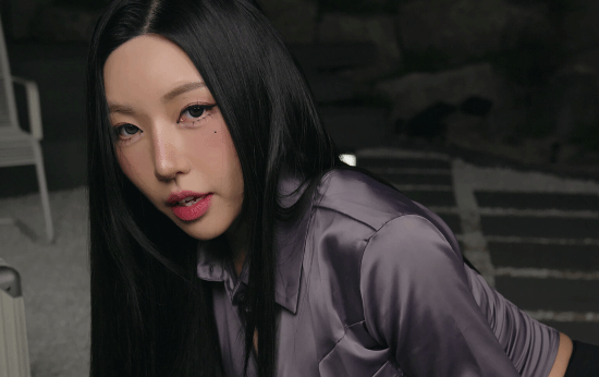 主播狂魔哥直播游玩《阿西，美女室友竟然...？2》因违规被超管中断并短暂封禁