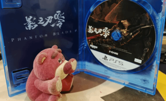 闲鱼出现自制《影之刃零》PS5实体版 49.9元仅含光盘模型