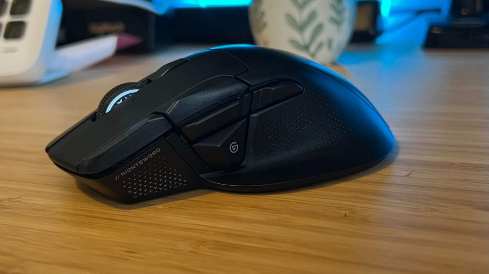 Corsair Nightsword V2 Wireless发布：内置虚拟Stream Deck按键，售价129.99美元